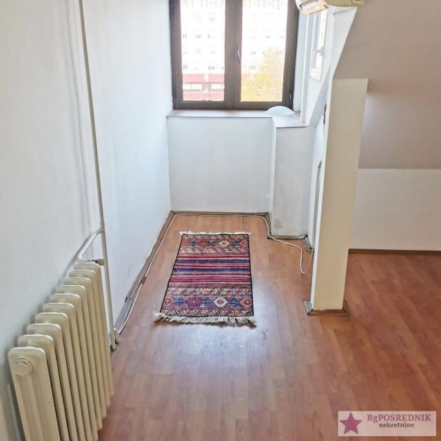 Savski venac, Savski trg, Lička, 80m2