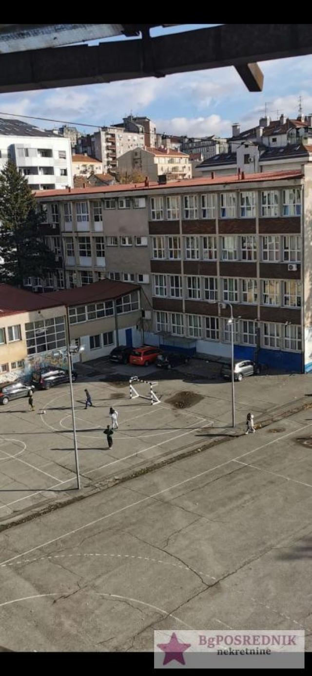 Savski venac, Savski trg, Lička, 80m2