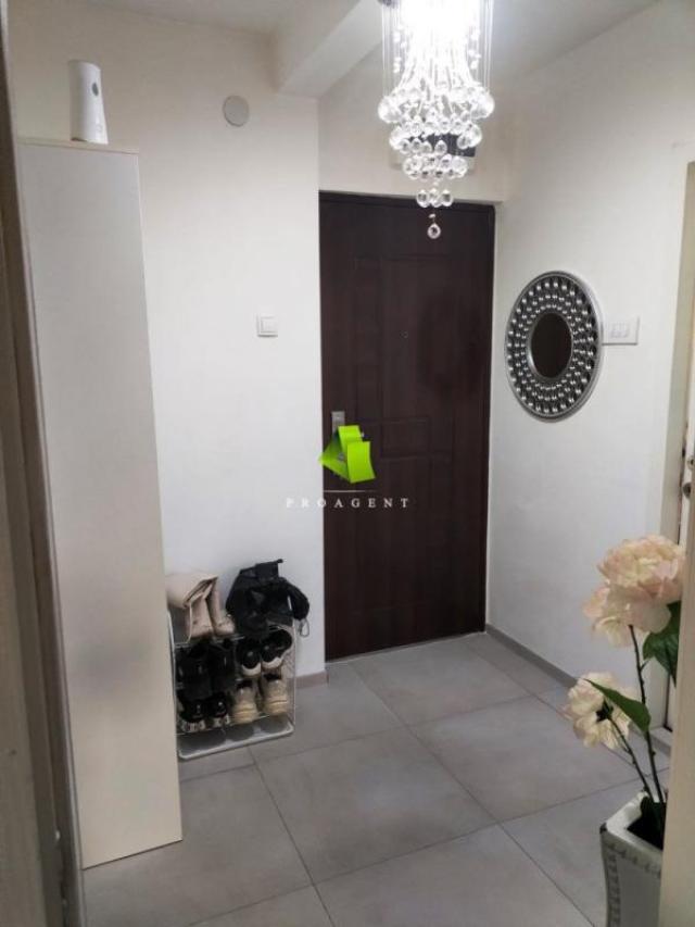 Lux renoviran jednoiposoban stan na odličnoj lokaciji, Bulevar Nemanjića ID#6109