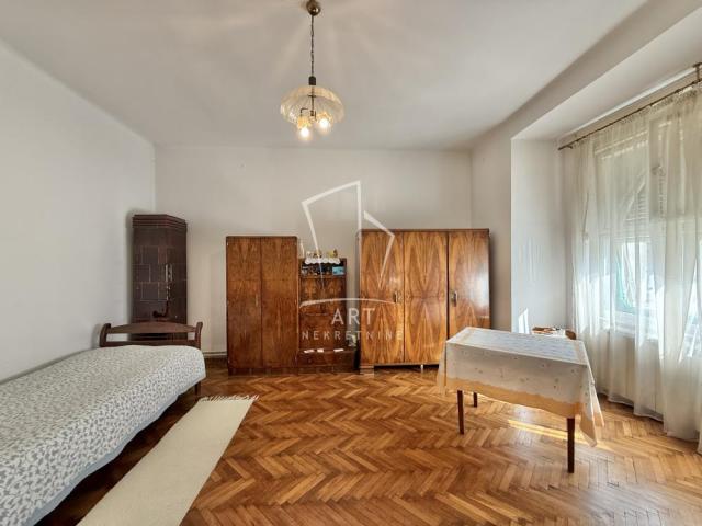 Kneza Miloša, salonski stan, mereno 104m2 ID#10209