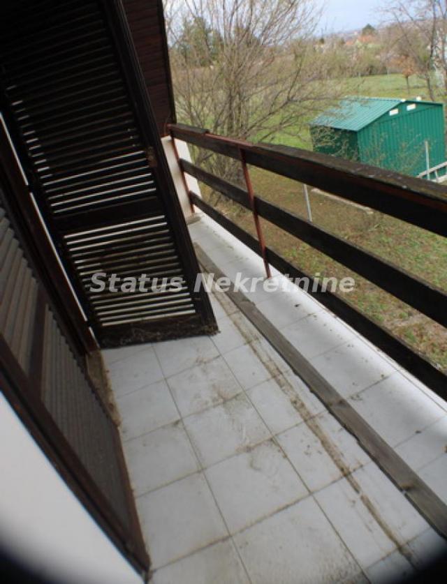 Bocke, kuća na odličnoj lokaciji