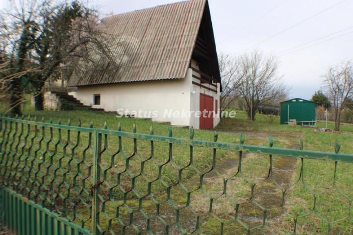Bocke, kuća na odličnoj lokaciji