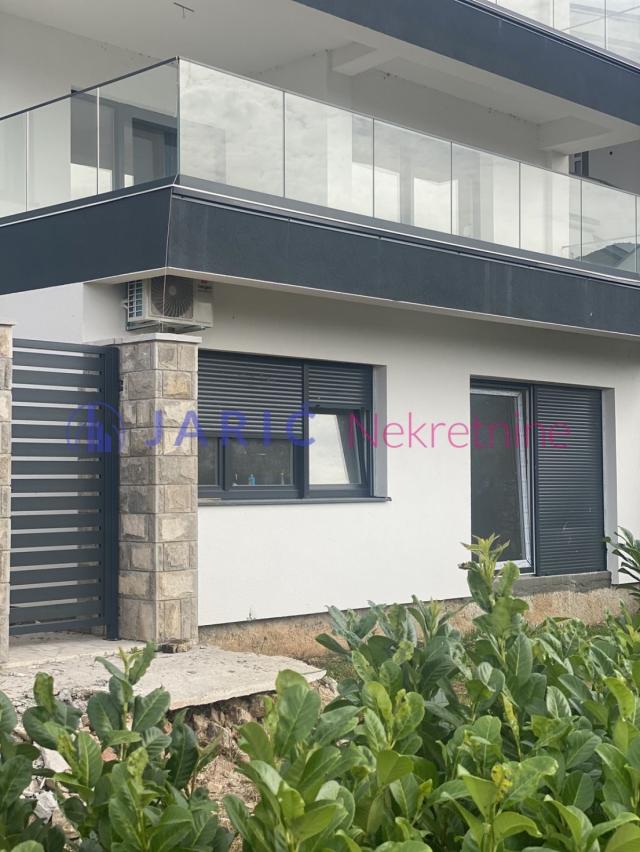 Trebinje, Gradina. 120m2, 3. 5 top lokacija