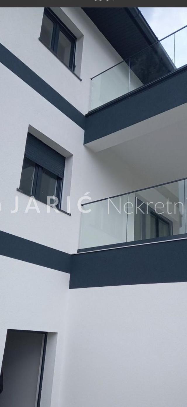 Trebinje, Gradina. 120m2, 3. 5 top lokacija