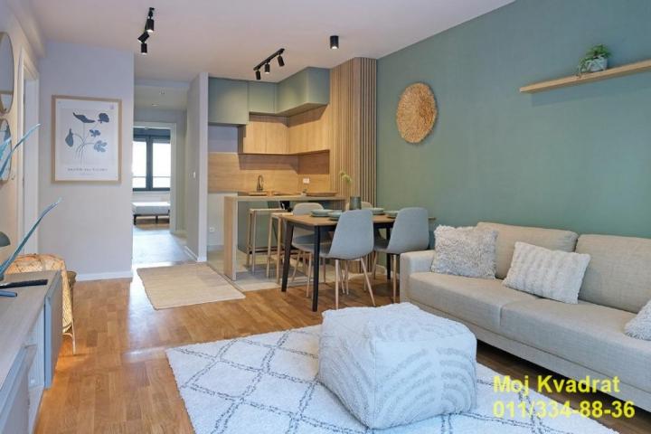 Vračar, Crveni krst - Sazonova, 53m2