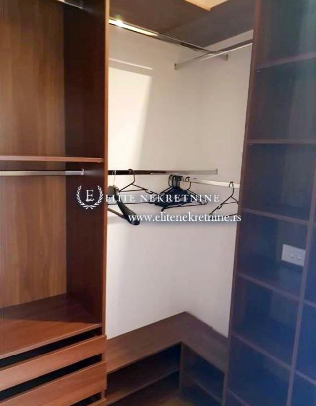 Izdavanje-Trosoban lux stan salonac Vracar