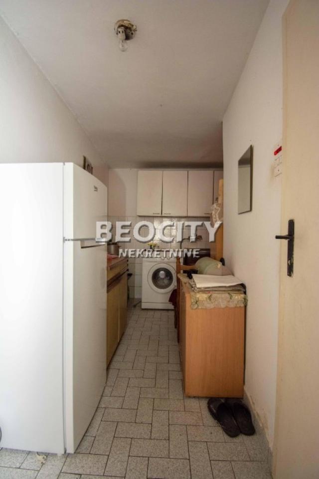 Stari grad, Dorćol, Hercega Stjepana, 2. 0, 28m2, 88000EUR