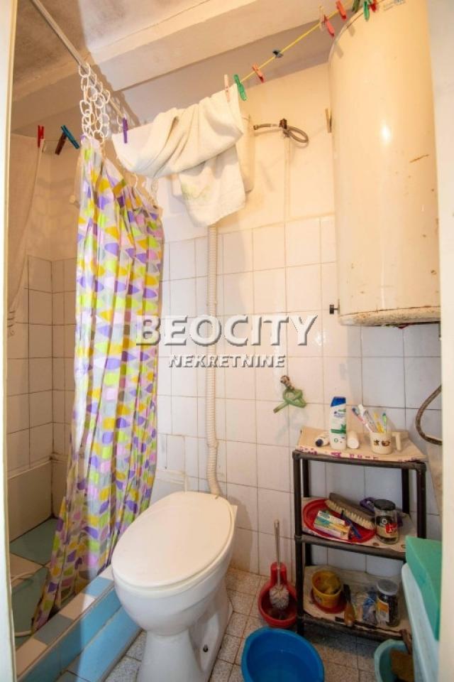 Stari grad, Dorćol, Hercega Stjepana, 2. 0, 28m2, 88000EUR