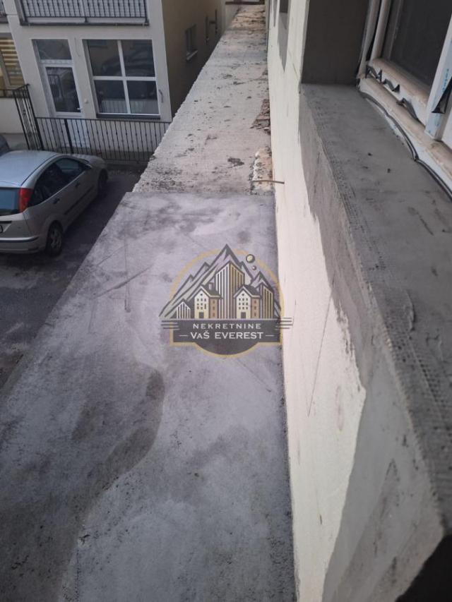 Beograd, Ledine, nezavršen stan