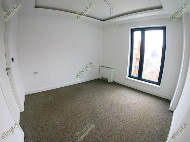 Izdavanje kancelarije Zemun 180m2 8. 0 ID#1372