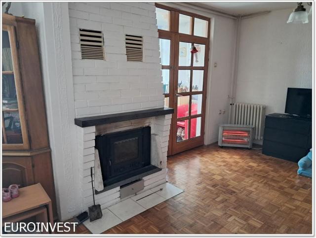 Dve zasebne jedinice, garaža, letnjikovac, 8 ari ID#1728