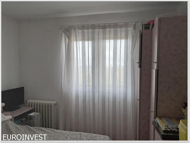 Dve zasebne jedinice, garaža, letnjikovac, 8 ari ID#1728