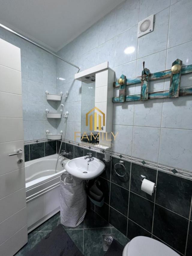 Jednoiposoban stan na Grbavici - 38m2