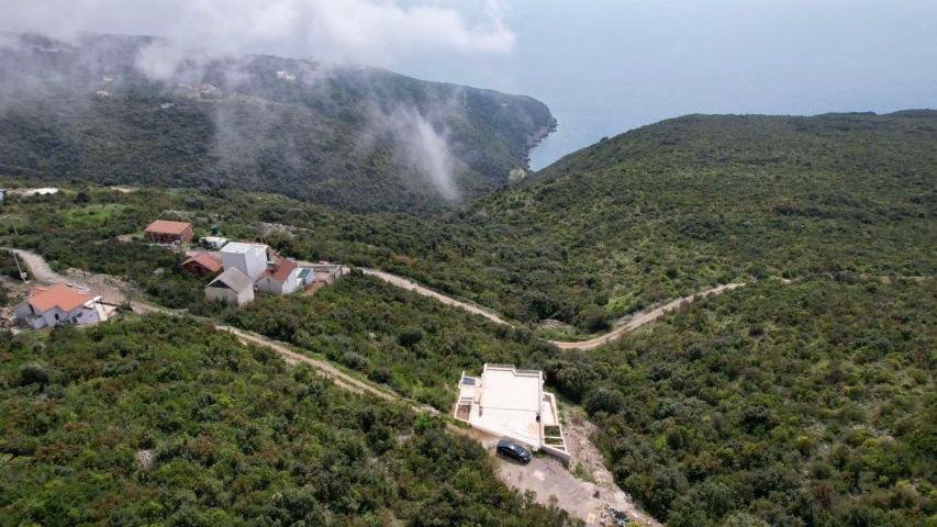 Urbanizovan plac 300m2 sa panoramskim pogledom-Zagora, Kotor