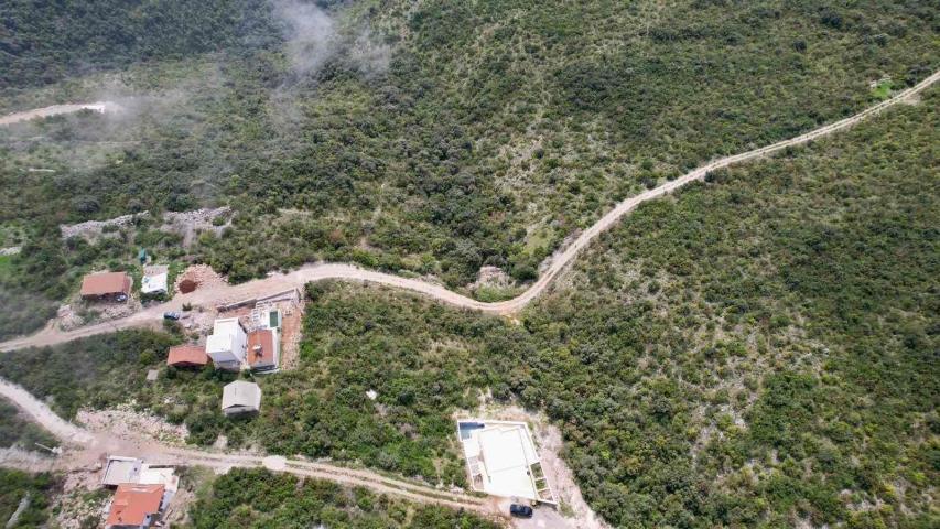 Urbanizovan plac 300m2 sa panoramskim pogledom-Zagora, Kotor
