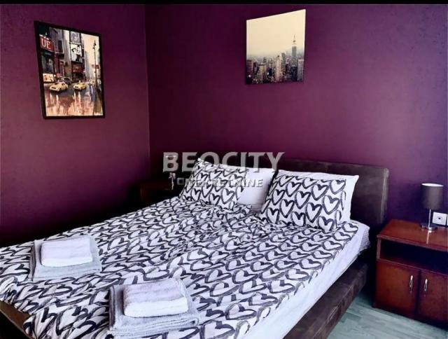 Novi Sad, Centar, Beogradski kej, 2. 0, 54m2, 550EUR
