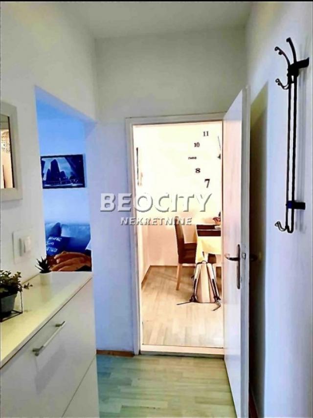 Novi Sad, Centar, Beogradski kej, 2. 0, 54m2, 550EUR