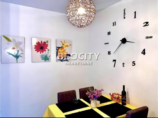 Novi Sad, Centar, Beogradski kej, 2. 0, 54m2, 550EUR