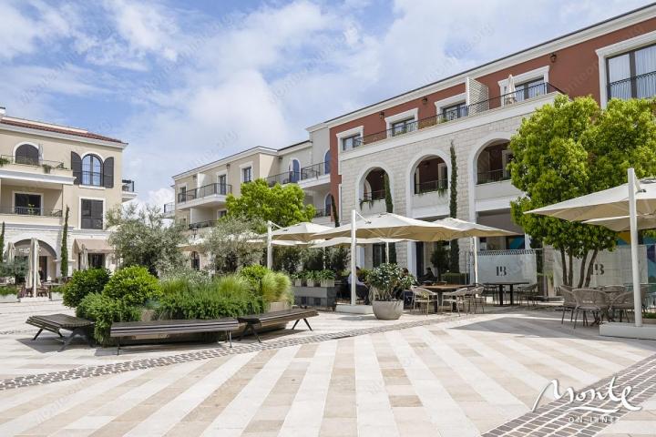 Prostran apartman sa jednom spavaćom sobom u elitnom kompleksu Centrale, Luštica Bay