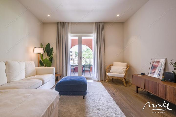 Prostran apartman sa jednom spavaćom sobom u elitnom kompleksu Centrale, Luštica Bay