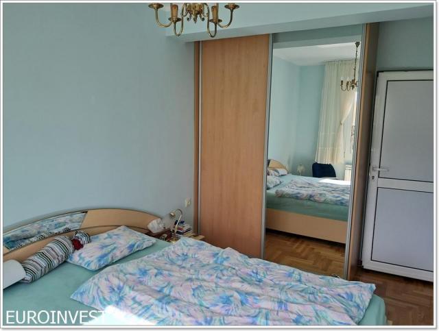Uknjižena, sama kuća, garaža, 7 ari, lepo dvorište ID#1733