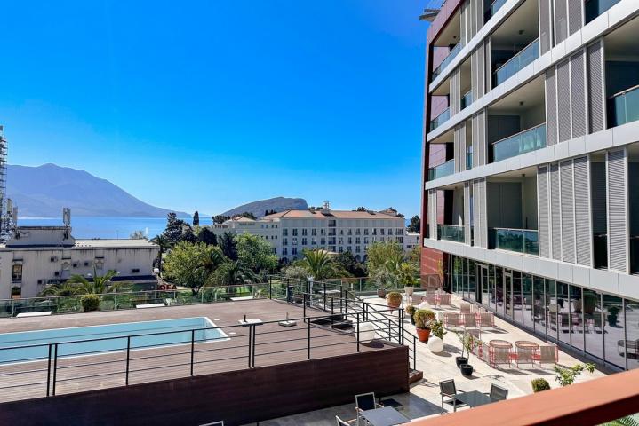 Prodaja, Poslovni prostor, 70m2 , Budva