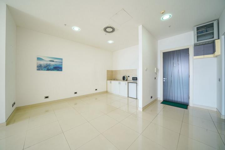 Prodaja, Poslovni prostor, 70m2 , Budva