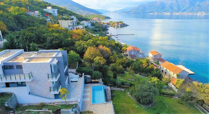 Prodaja, Kuća, 770m2 , Tivat