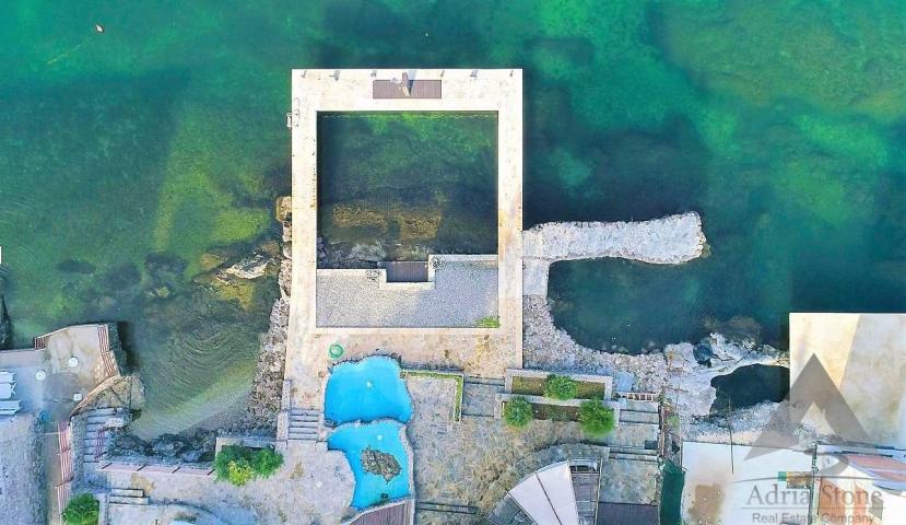 Prodaja, Kuća, 770m2 , Tivat