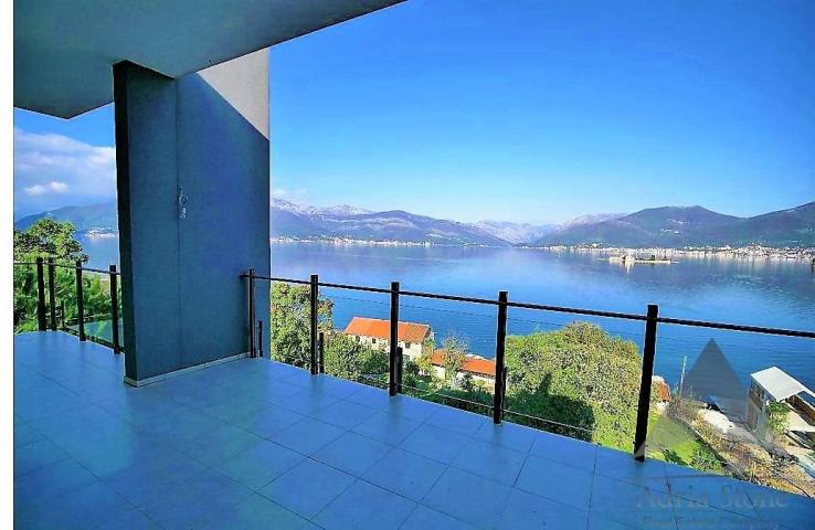Prodaja, Kuća, 770m2 , Tivat