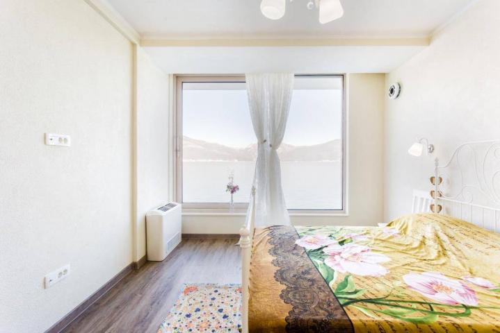 Prodaja, Kuća, 240m2 , KRAŠIĆI