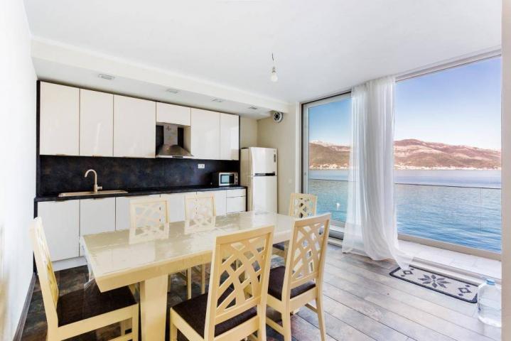 Prodaja, Kuća, 240m2 , KRAŠIĆI
