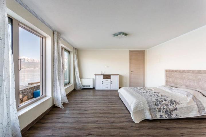 Prodaja, Kuća, 240m2 , KRAŠIĆI