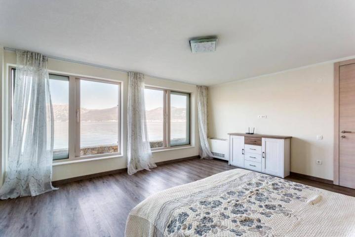 Prodaja, Kuća, 240m2 , KRAŠIĆI
