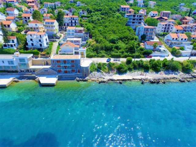 Prodaja, Kuća, 300m2 , KRAŠIĆI