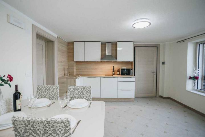 Prodaja, Kuća, 300m2 , KRAŠIĆI