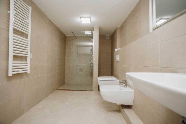 Prodaja, Kuća, 300m2 , KRAŠIĆI