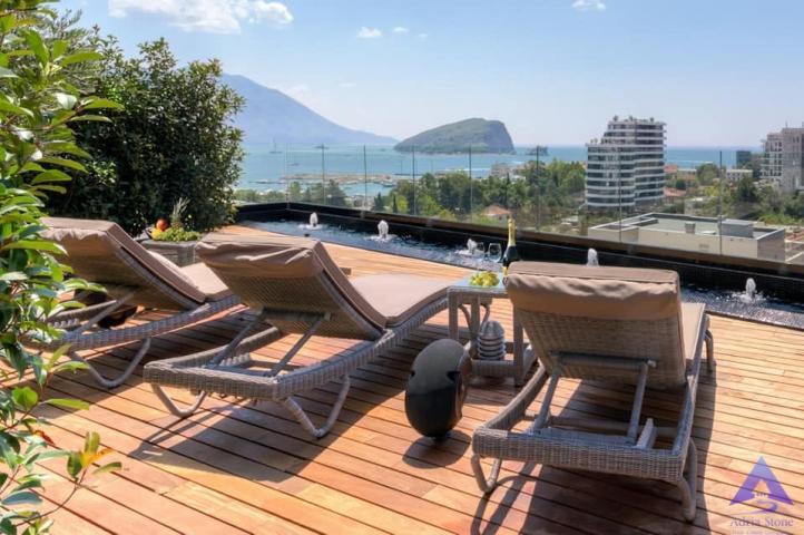 For sale, penthouse sea view, center Budva