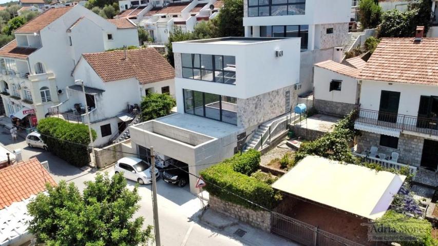 Prodaja, Kuća, 200m2 , KRAŠIĆI