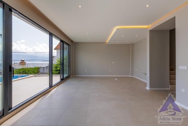 Prodaja, Kuća, 200m2 , KRAŠIĆI