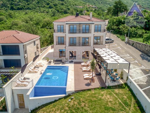 Prodaja, Kuća, 450m2 , TUDOROVICI