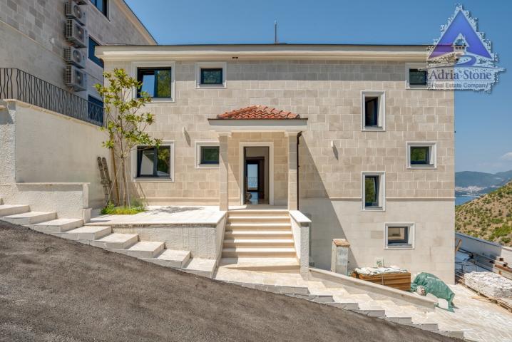 Prodaja, Kuća, 450m2 , TUDOROVICI