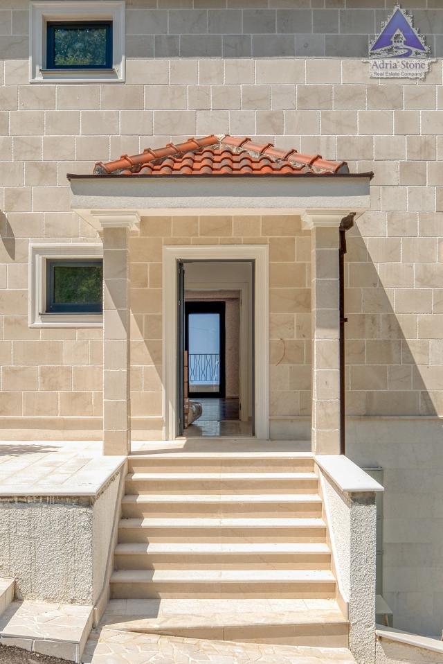 Prodaja, Kuća, 450m2 , TUDOROVICI
