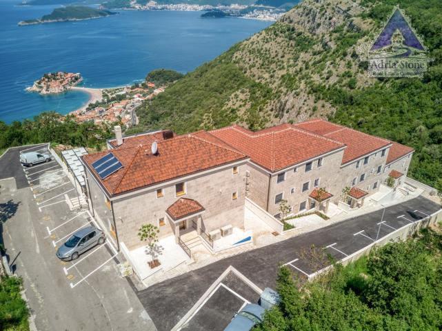 Prodaja, Kuća, 450m2 , TUDOROVICI