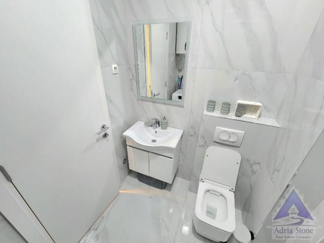 Izdavanje, Stan, 40m2 , Budva