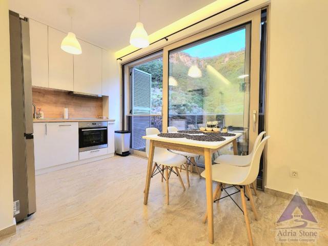 Izdavanje, Stan, 40m2 , Budva