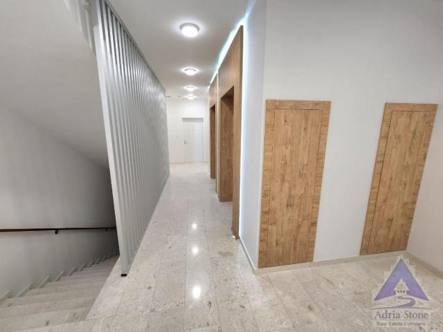 Izdavanje, Stan, 40m2 , Budva