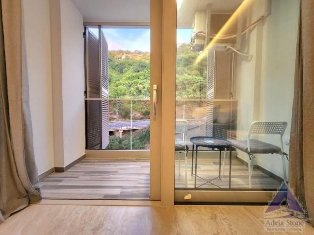 Izdavanje, Stan, 40m2 , Budva