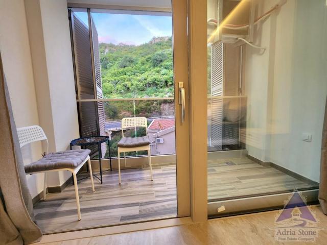 Izdavanje, Stan, 40m2 , Budva
