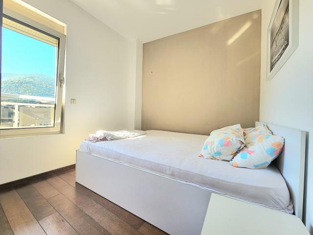 Izdavanje, Stan, 53m2 , Budva